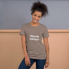 Train hard, turn heads - Unisex T-shirt